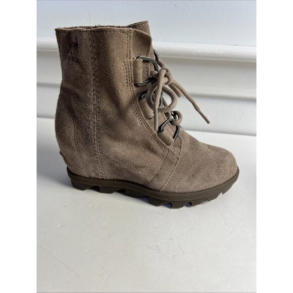 Sorel Other - Sorel Youth Joan of Arctic Wedge II Boots Brown Sz 1 Youth  Suede